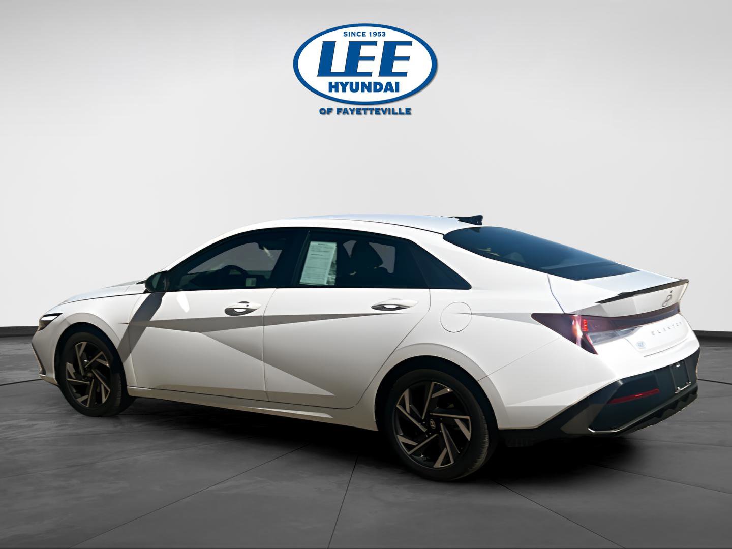 Certified 2025 Hyundai Elantra Sport image 4