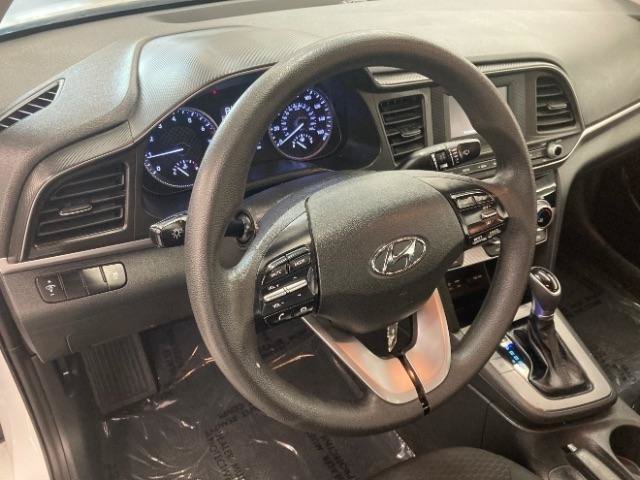 Used 2019 Hyundai Elantra SE w/ Cargo Package FWD image 7