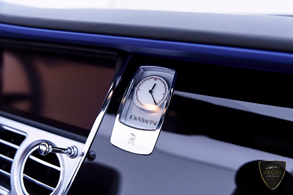 Used 2019 Rolls-Royce Dawn RWD image 54
