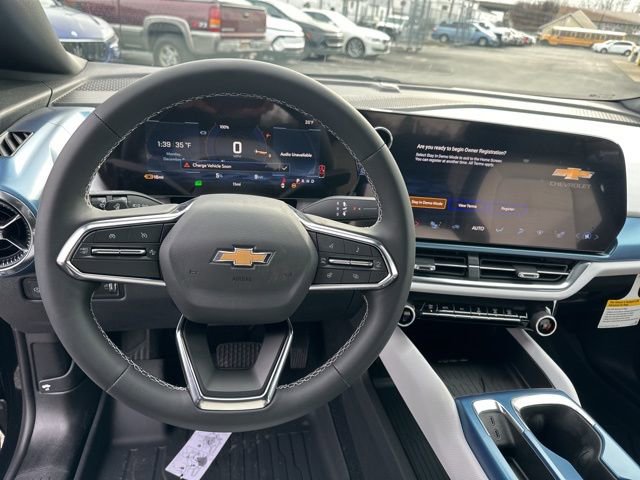 New 2026 Chevrolet Equinox EV LT image 13