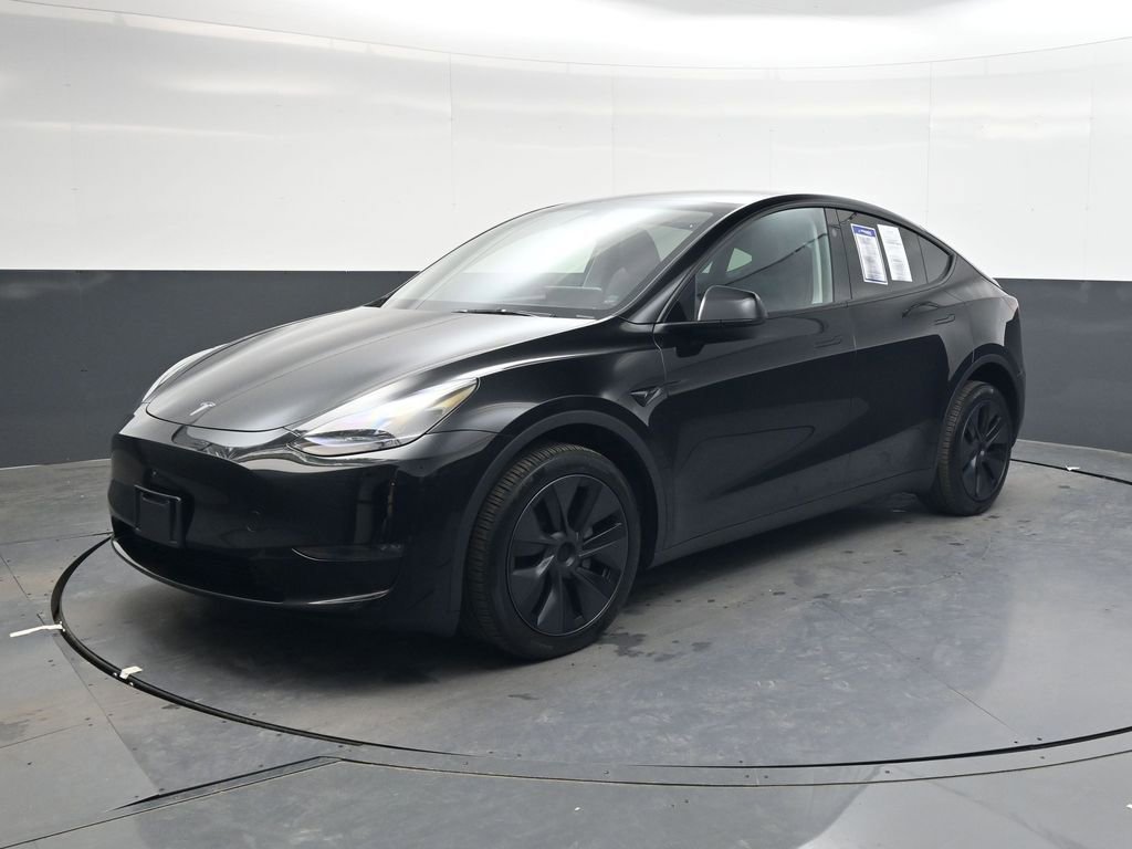Used 2025 Tesla Model Y Long Range image 8