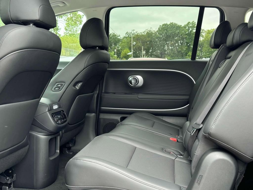 New 2026 Hyundai Ioniq 9 SEL image 10
