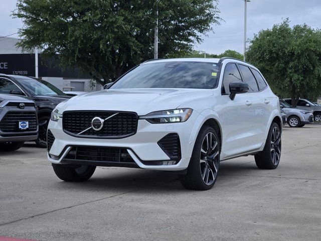 Used 2024 Volvo XC60 B5 Ultimate w/ Protection Package Premier AWD/4WD image 3