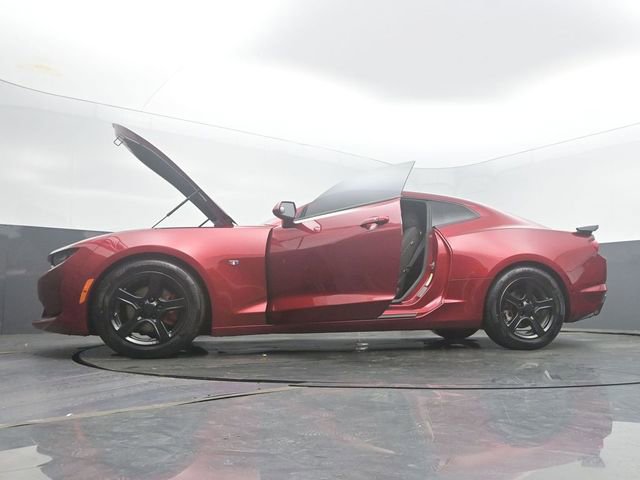 Used 2021 Chevrolet Camaro LT RWD image 55