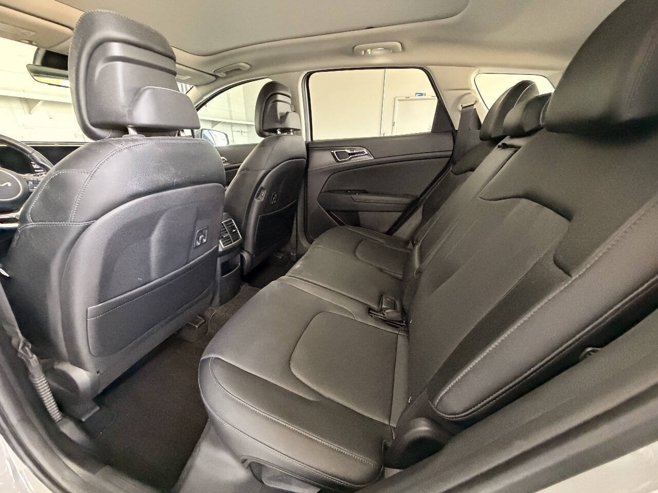 Used 2023 Kia Sportage SX FWD image 19