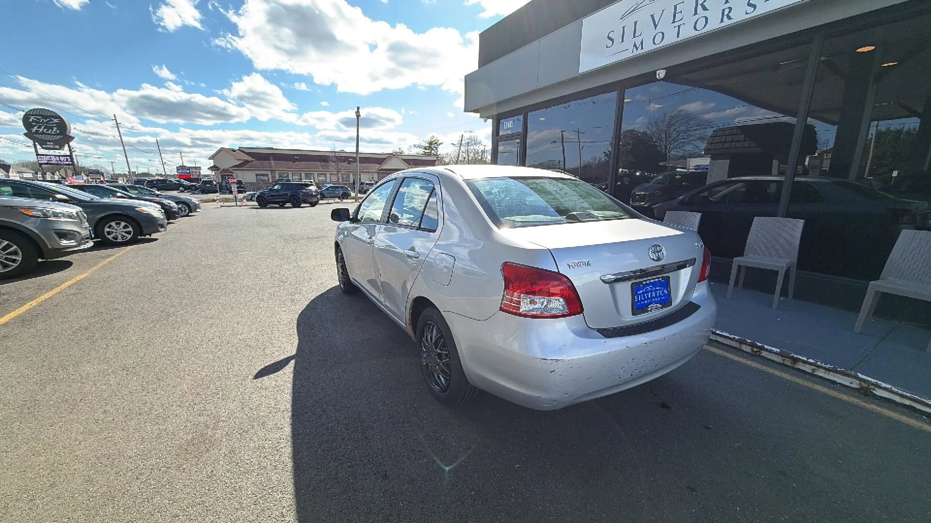 Used 2008 Toyota Yaris S image 2