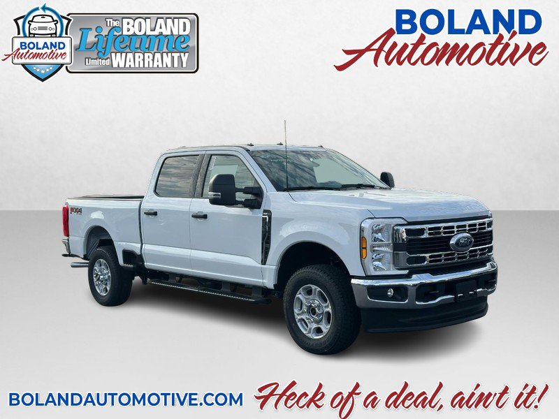 New 2026 Ford F350 XLT w/ FX4 Off-Road Package
