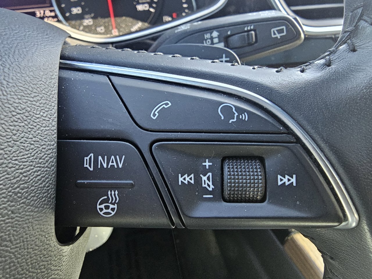 Used 2017 Audi Q7 3.0T Premium Plus image 28