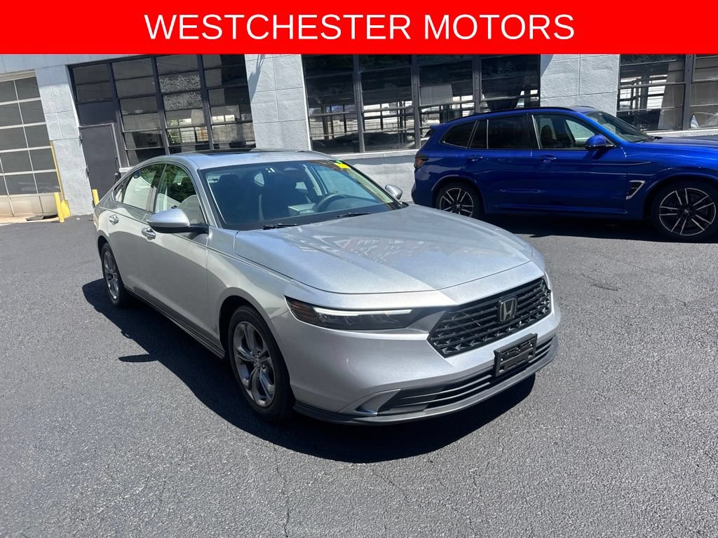 Used 2024 Honda Accord EX image 3
