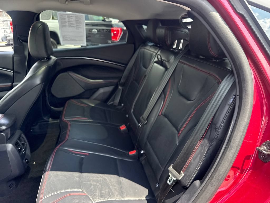Used 2025 Ford Mustang Mach-E Premium w/ Sport Appearance Package AWD/4WD image 15