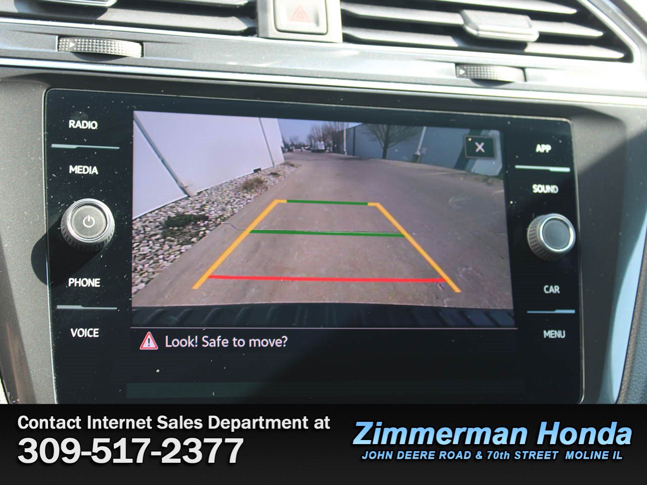 Used 2023 Volkswagen Tiguan SE R-Line FWD image 24