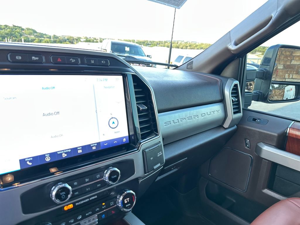 Used 2022 Ford F250 King Ranch w/ King Ranch Ultimate Package AWD/4WD image 26