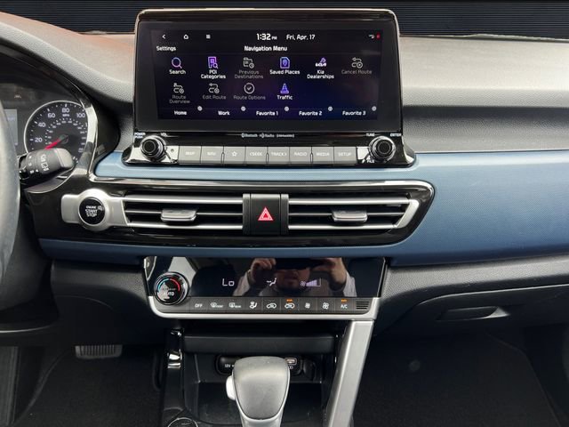 Used 2023 Kia Seltos S w/ Navigation Package FWD image 11