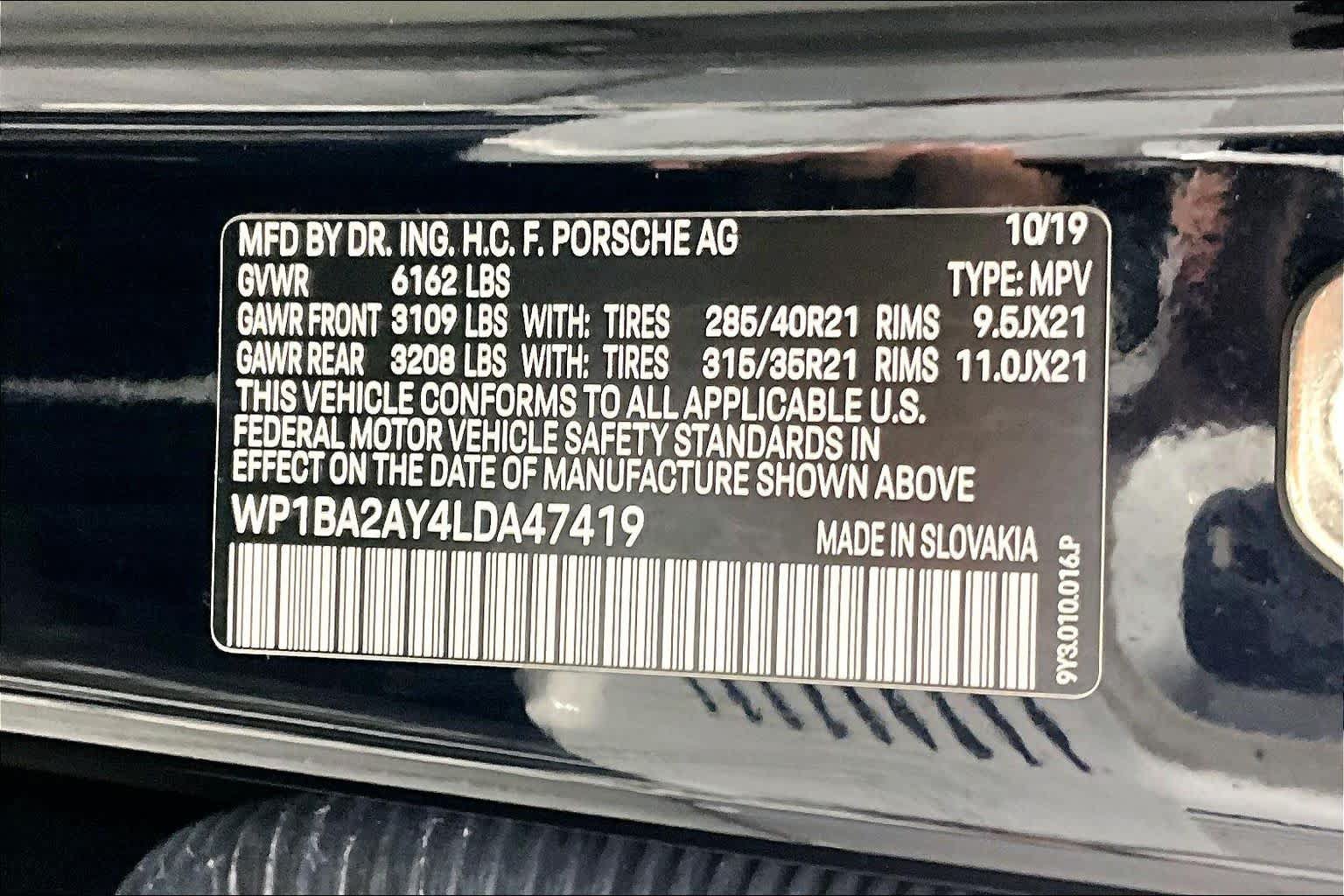 Used 2020 Porsche Cayenne AWD/4WD image 32