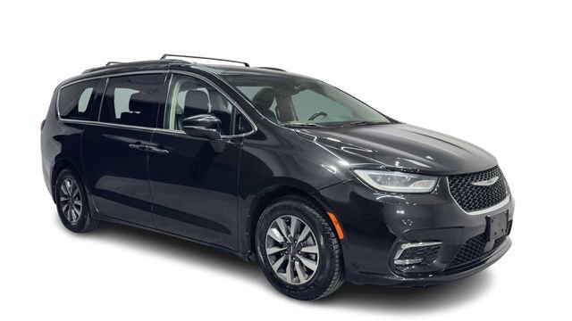 Used 2021 Chrysler Pacifica Touring-L image 7