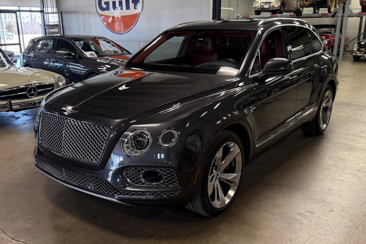Used 2018 Bentley Bentayga image 10