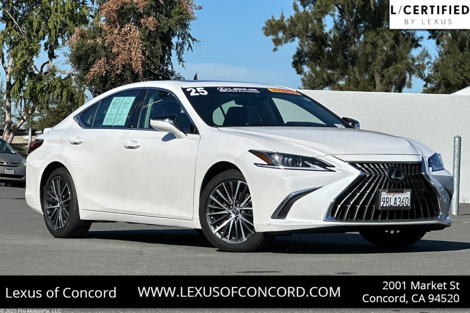 Used 2025 Lexus ES 300h w/ Premium Package