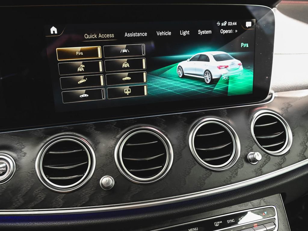 Used 2022 Mercedes-Benz E 53 AMG 4MATIC Sedan image 24