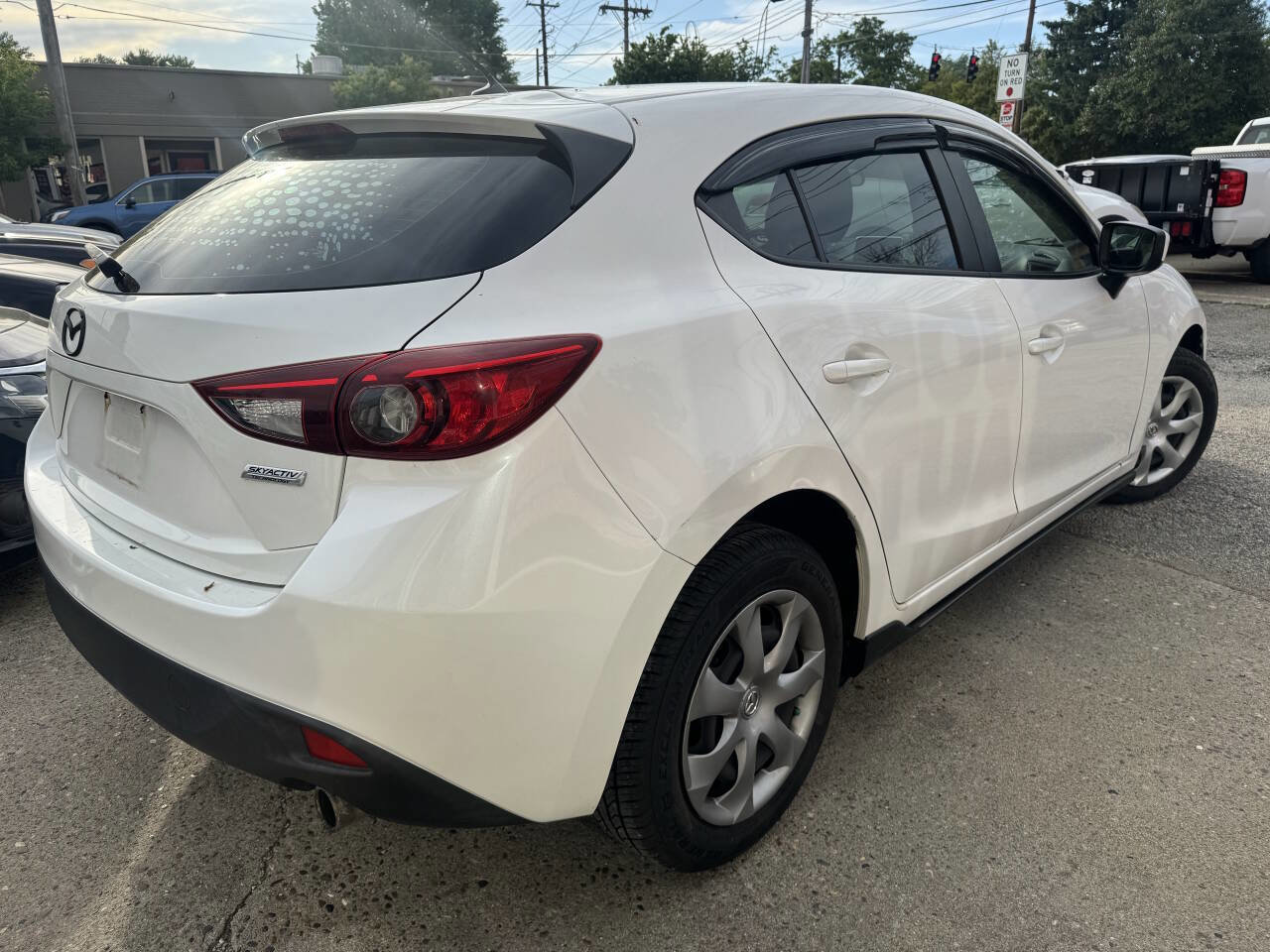 Used 2015 MAZDA MAZDA3 i Sport FWD image 7