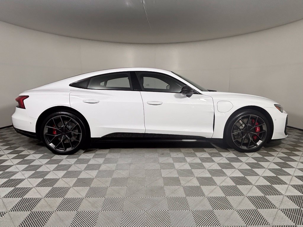 New 2026 Audi RS e-tron GT performance AWD/4WD image 8