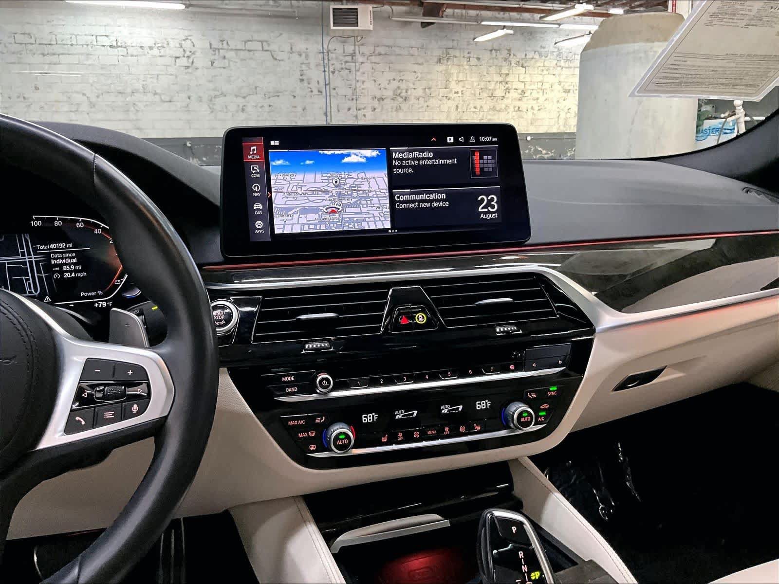 Used 2023 BMW 540i w/ M Sport Package RWD image 9