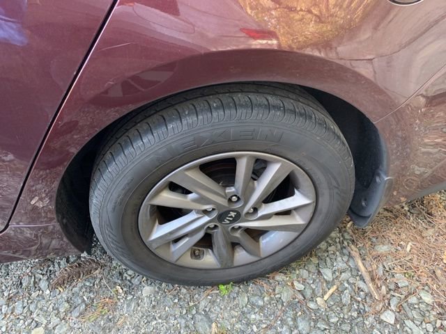 Used 2020 Kia Optima LX image 9