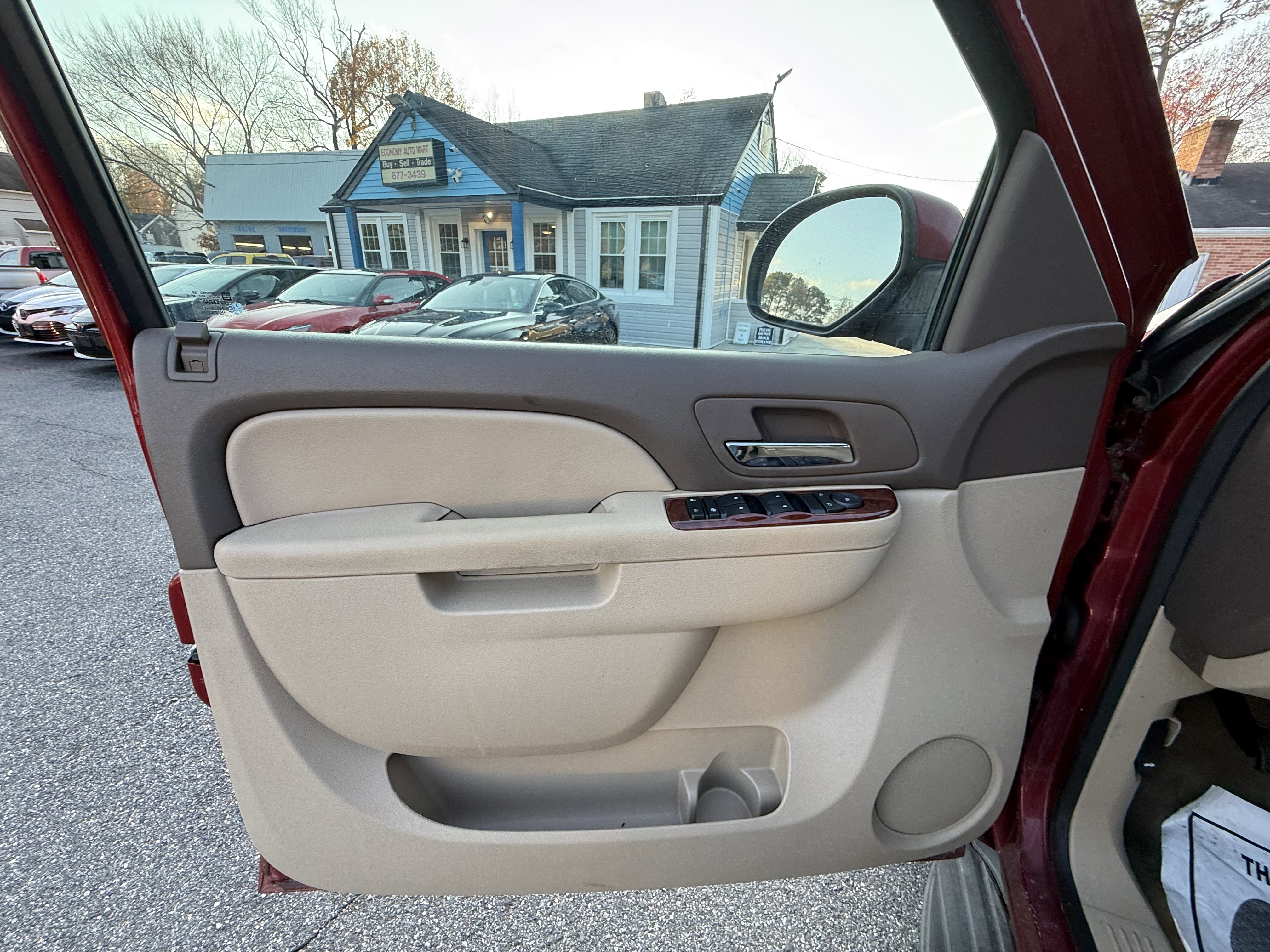 Used 2012 Chevrolet Tahoe LS image 12