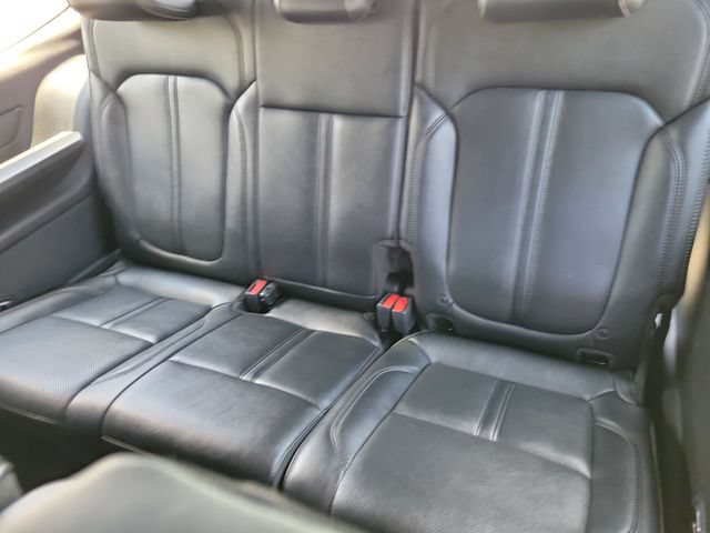 Used 2024 Jeep Wagoneer Series II w/ Flexible Seating Group RWD image 17