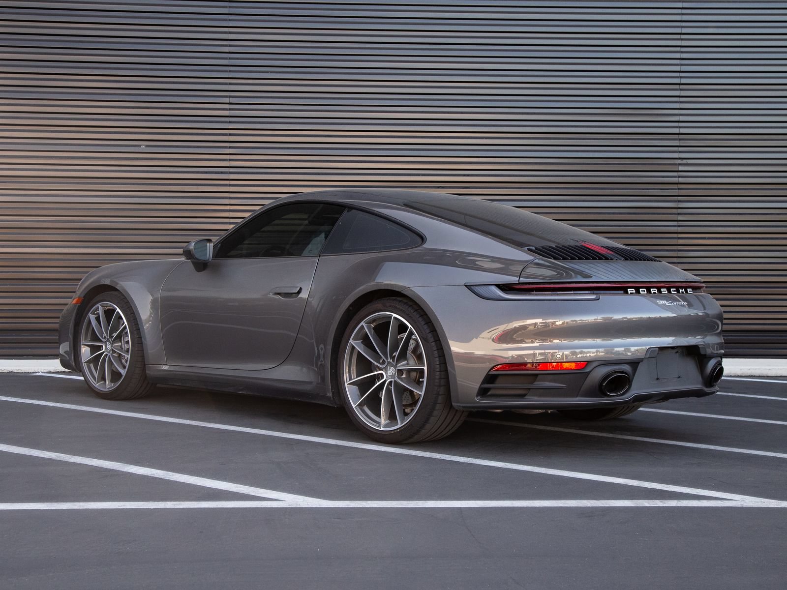 Certified 2024 Porsche 911 Carrera RWD image 3