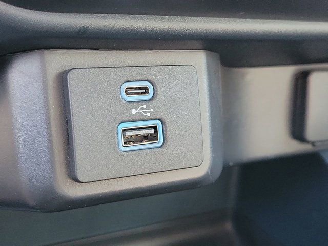 Used 2024 Ford Maverick XL image 27