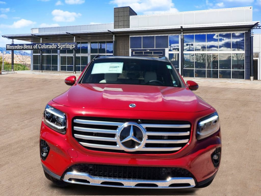 New 2026 Mercedes-Benz GLB 250 4MATIC image 2
