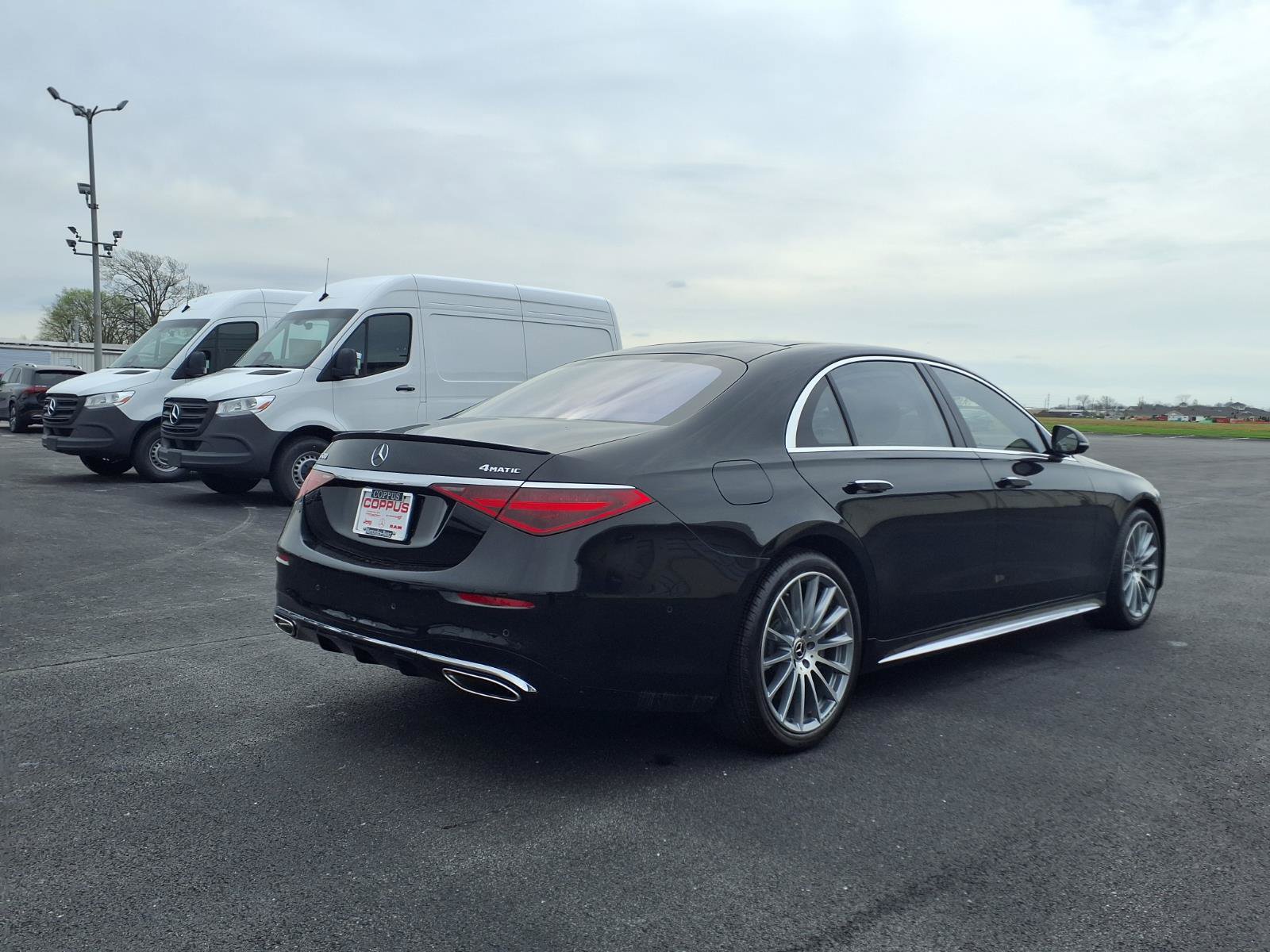 Used 2023 Mercedes-Benz S 500 4MATIC image 6