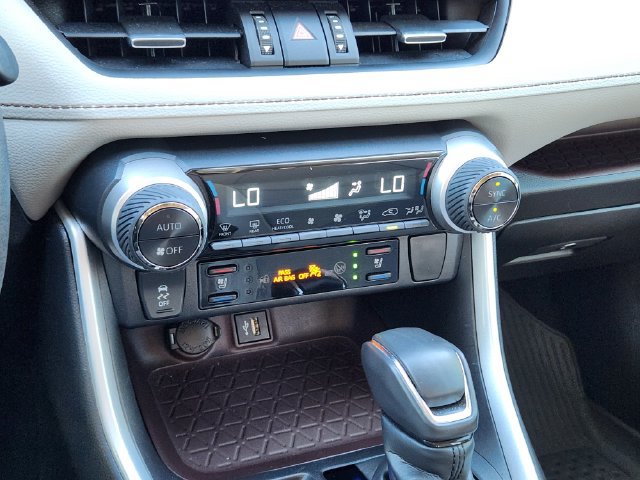 Used 2024 Toyota RAV4 Limited AWD/4WD image 20