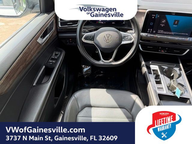 Certified 2025 Volkswagen Atlas SEL AWD/4WD image 16