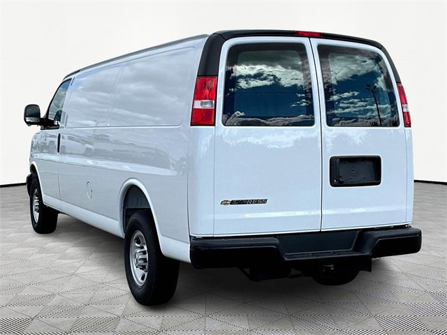 New 2025 Chevrolet Express 2500 Extended w/ Enhanced Convenience Package image 4