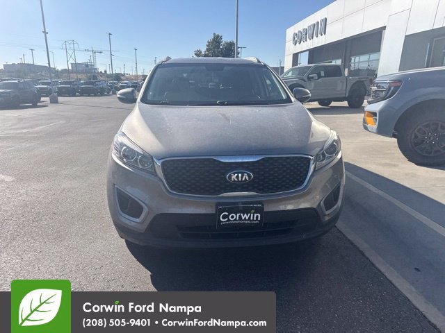 Used 2018 Kia Sorento AWD image 2