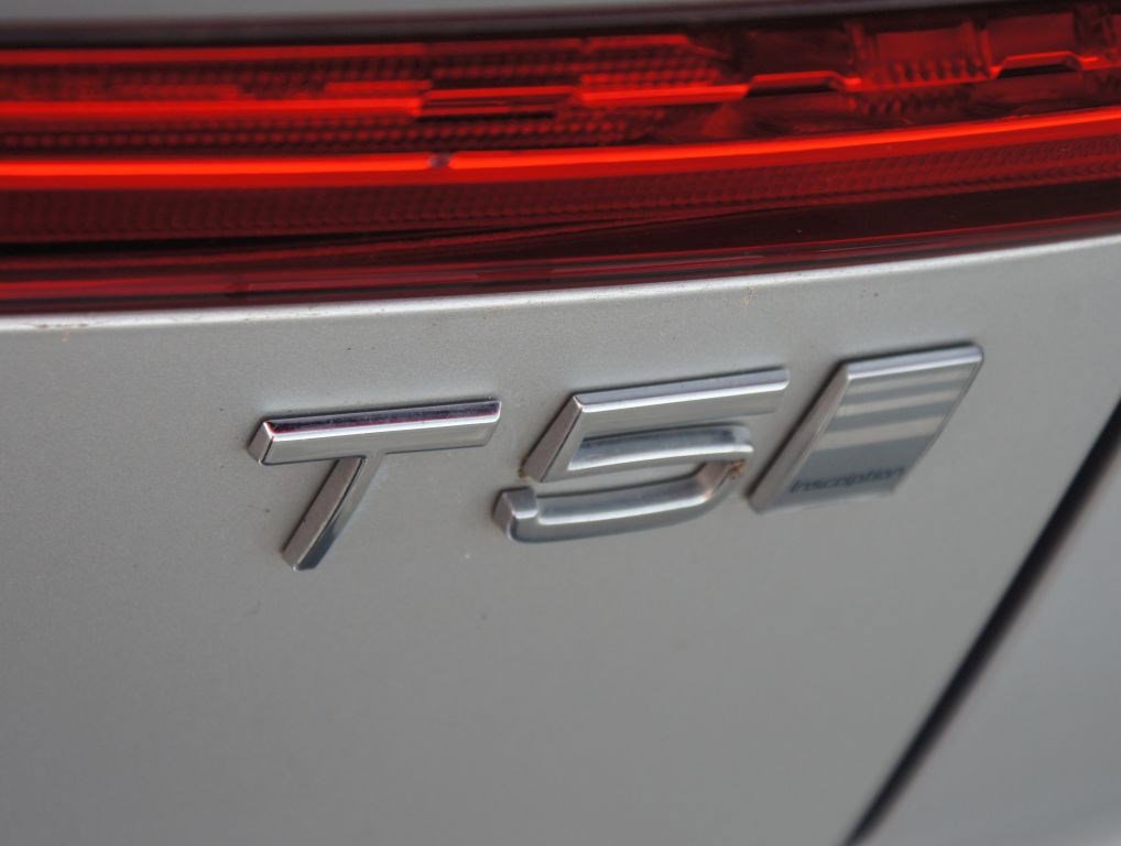 Used 2020 Volvo XC60 T5 Inscription FWD image 19