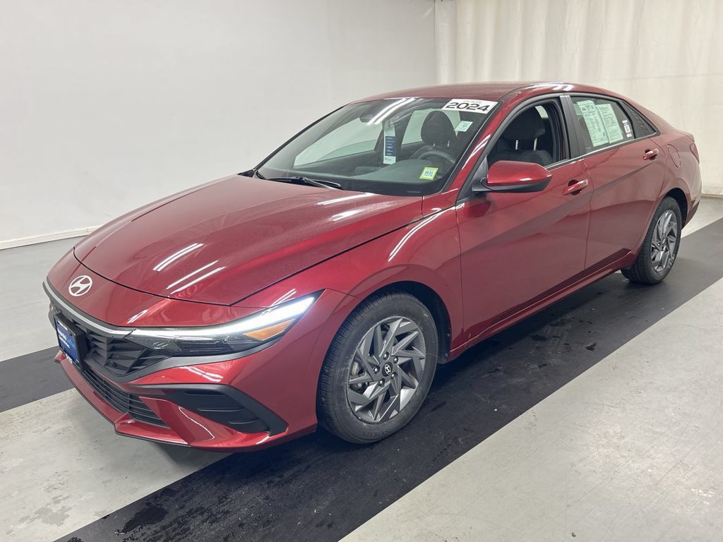 Used 2024 Hyundai Elantra SEL FWD image 5
