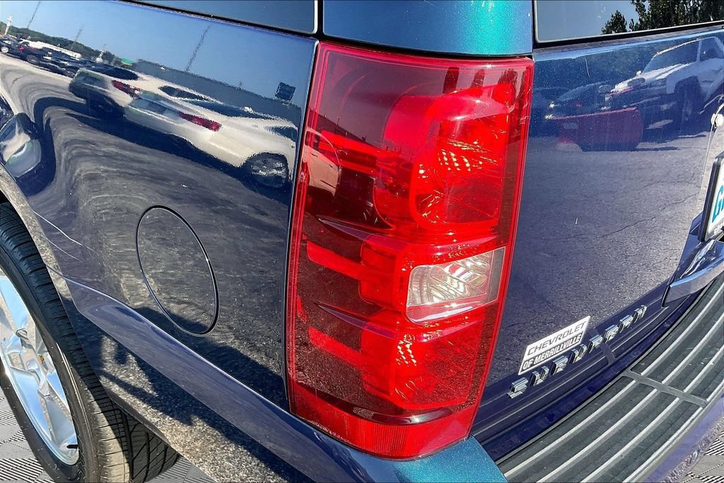 Used 2007 Chevrolet Suburban LT AWD/4WD image 23