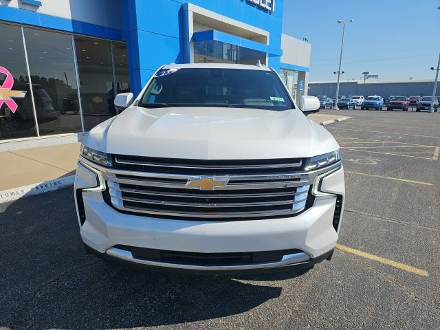 Used 2023 Chevrolet Suburban High Country image 2