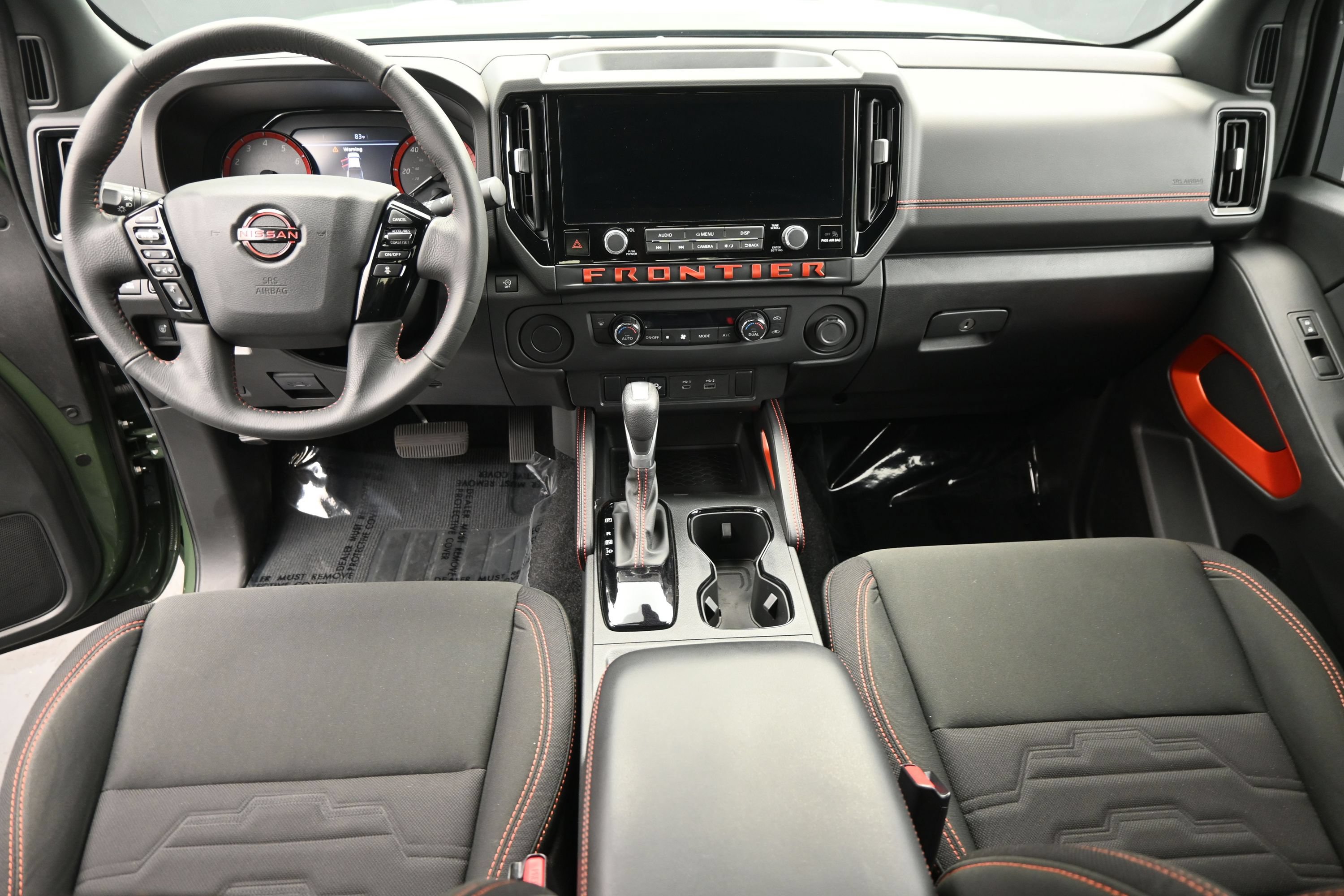Used 2025 Nissan Frontier Pro-X RWD image 16