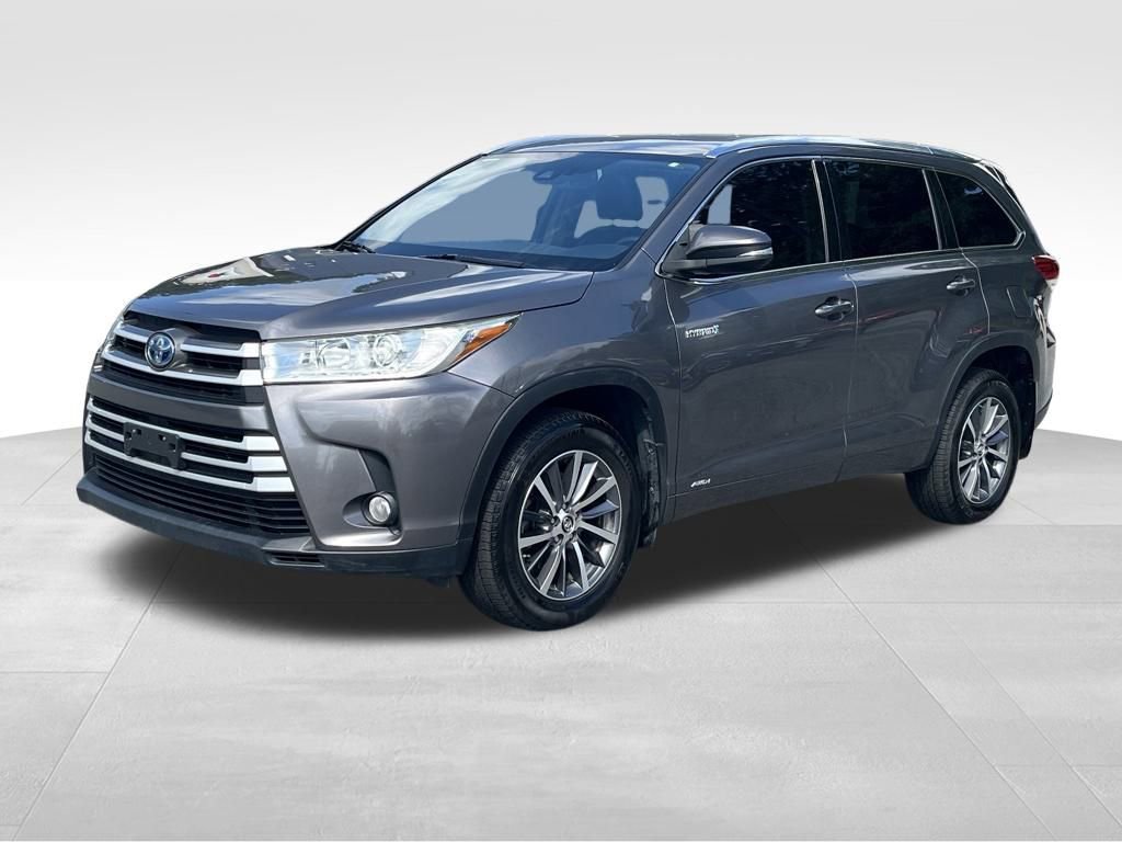 Used 2018 Toyota Highlander XLE