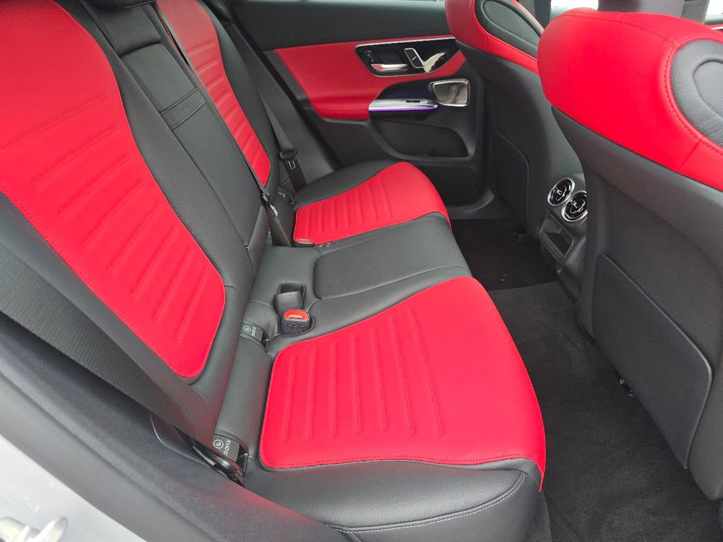 Used 2026 Mercedes-Benz GLC 300 4MATIC image 21
