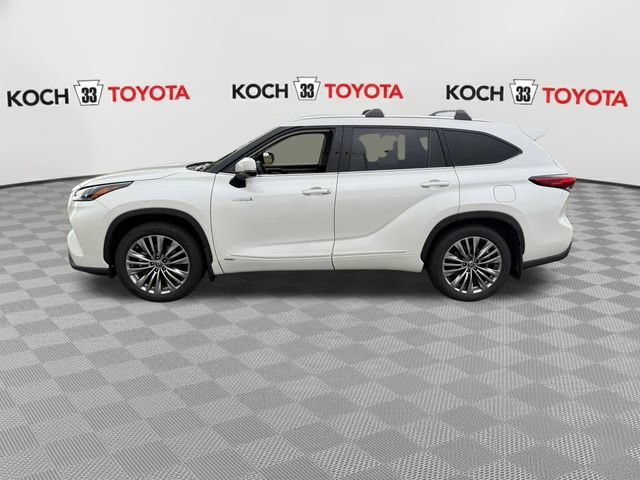 Used 2021 Toyota Highlander Platinum AWD/4WD image 4