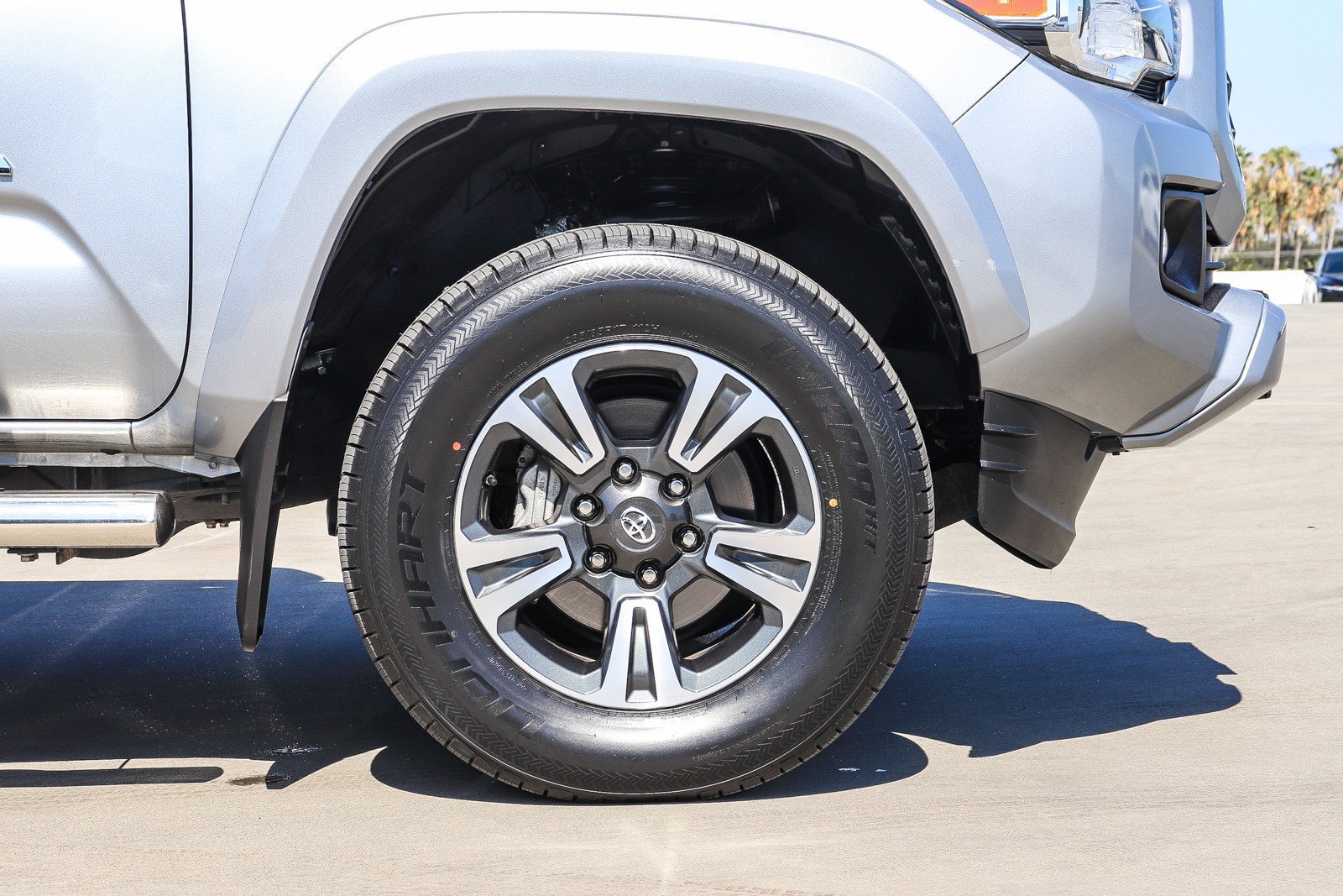 Certified 2018 Toyota Tacoma TRD Sport w/ Technology Package RWD image 10