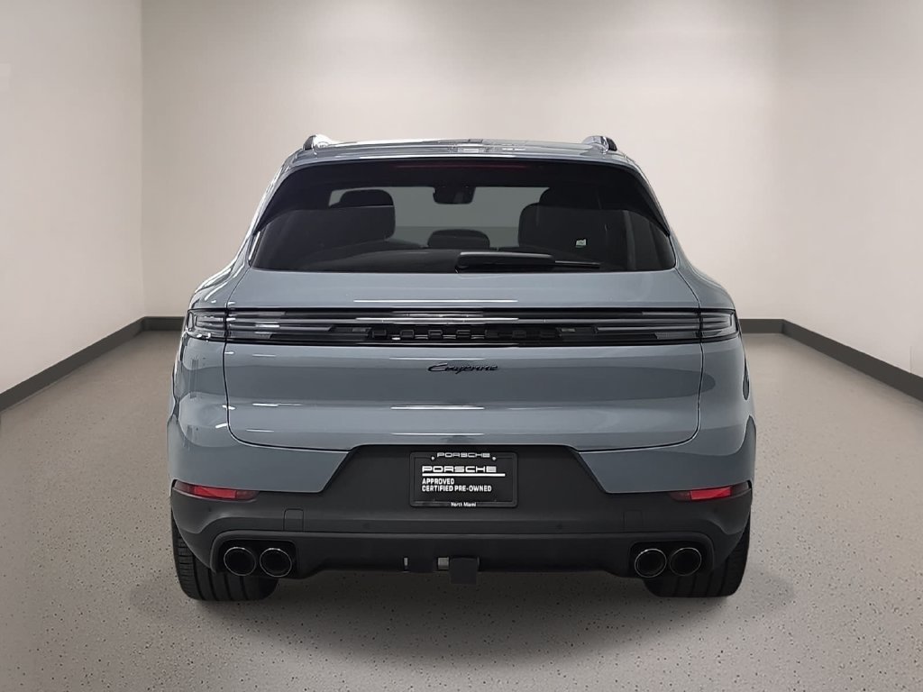 Certified 2026 Porsche Cayenne AWD/4WD image 6