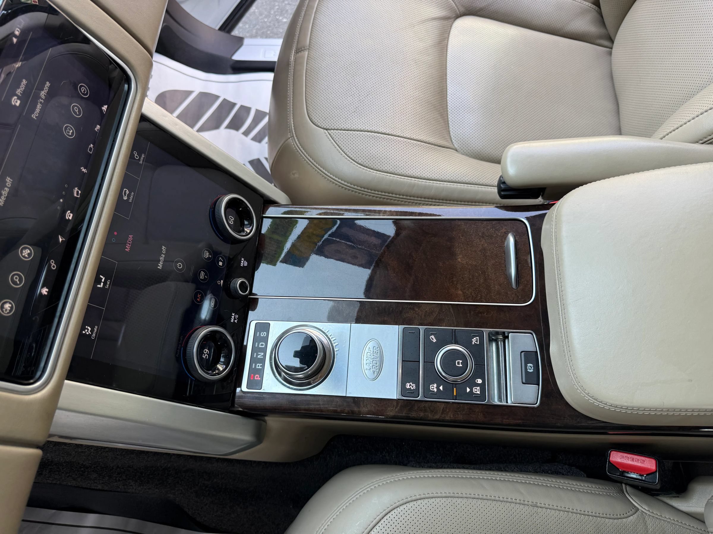 Used 2018 Land Rover Range Rover Supercharged AWD/4WD image 10