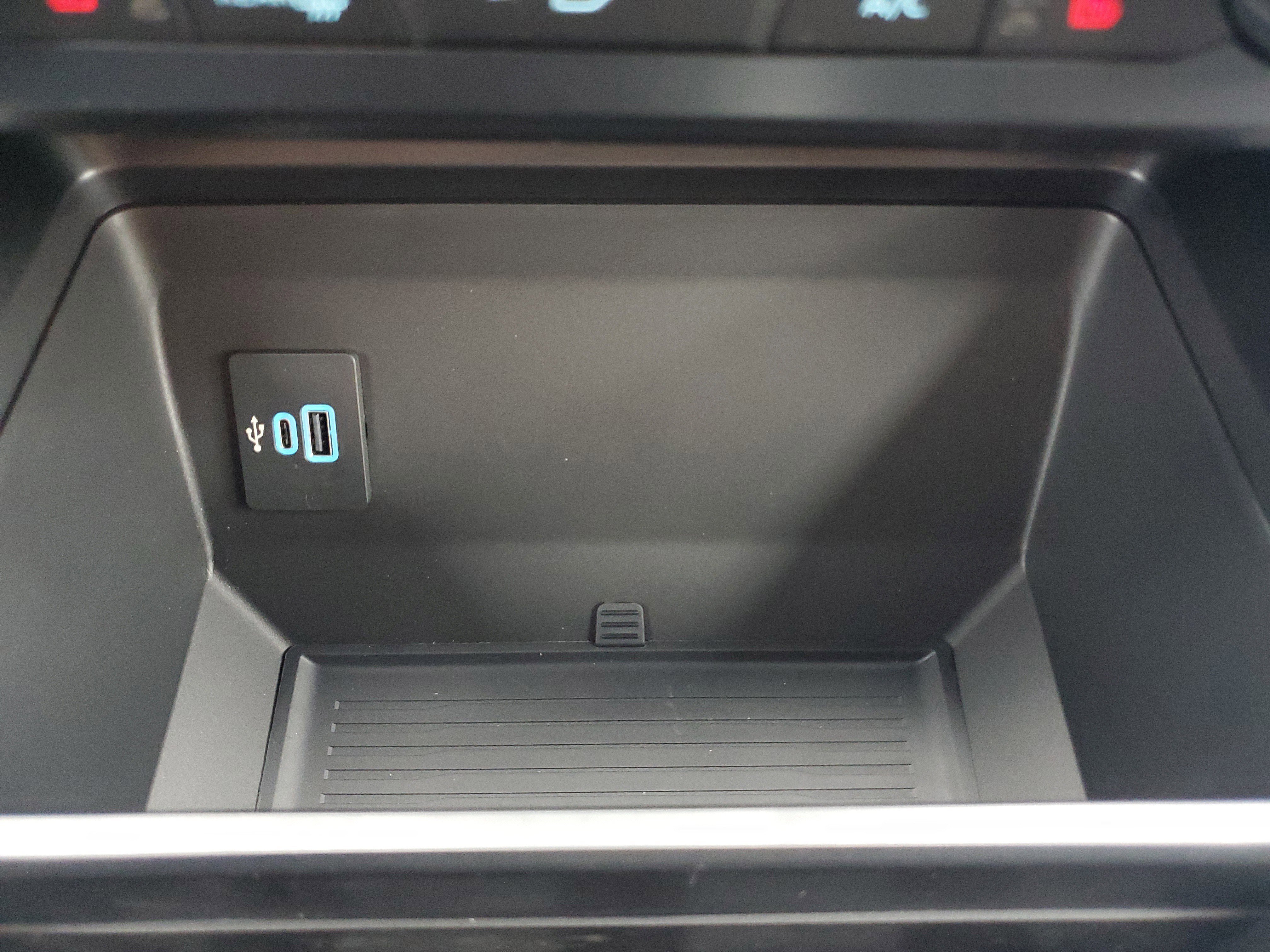 New 2026 Ford F250 XLT w/ XLT Premium Package image 31