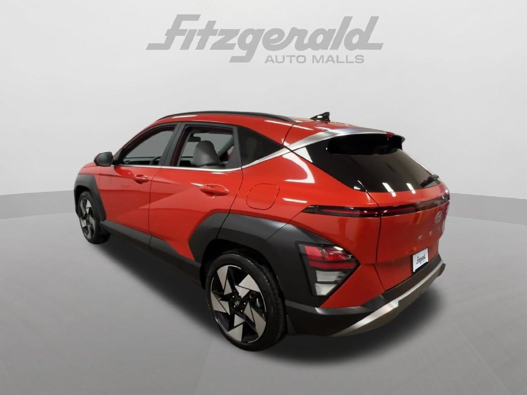 Used 2025 Hyundai Kona Limited FWD image 6