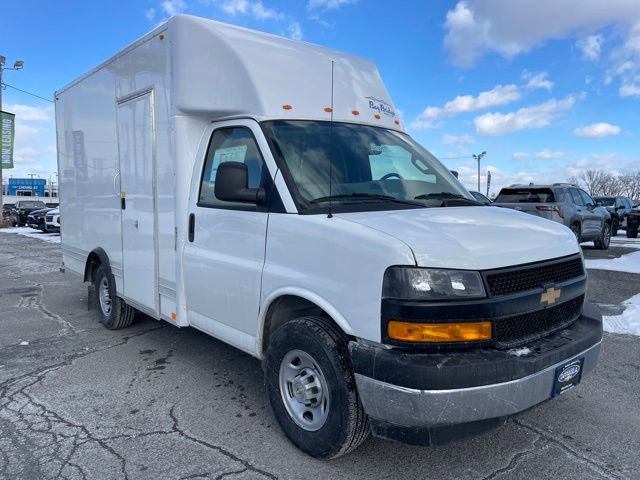 New 2025 Chevrolet Express 3500 Work Van w/ Power Convenience Package video 1